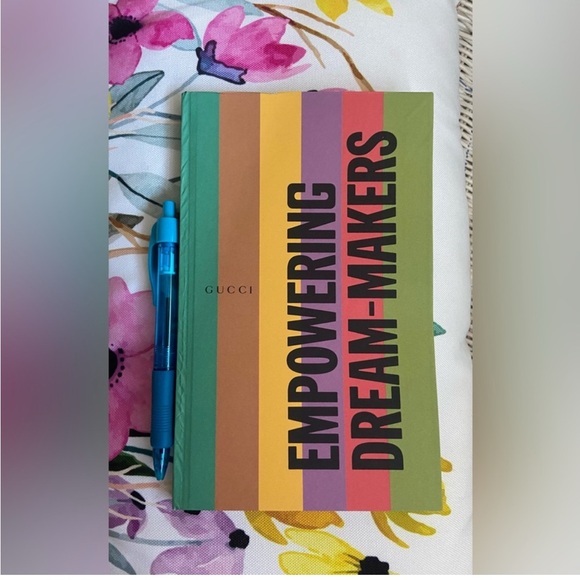 Gucci authentic Notebook - Picture 3 of 3